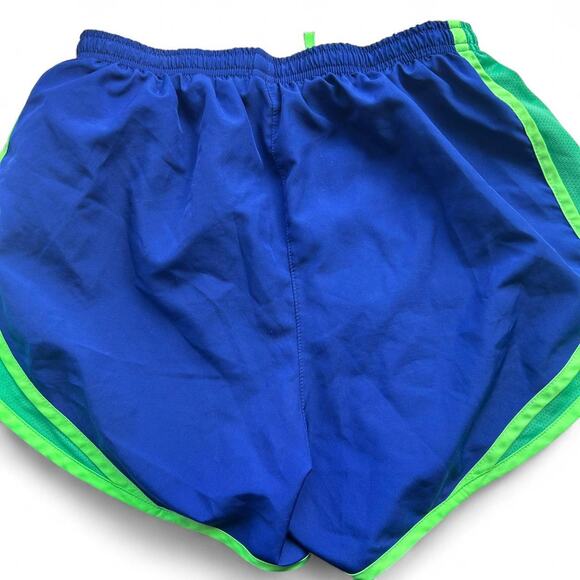 Womens small Dri Fit running shorts women's NIKE EUC - Picture 4 of 4